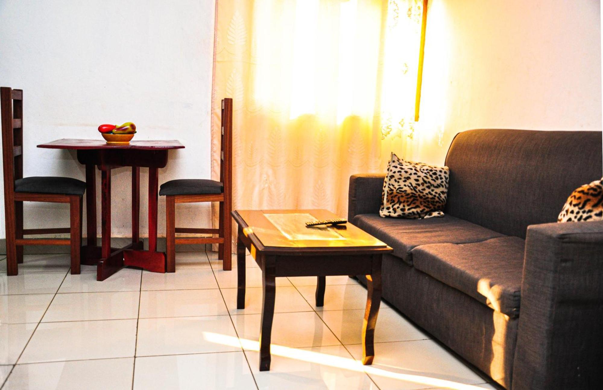 YaoundéLes Logis De Nouvelle Route Bastos公寓 外观 照片